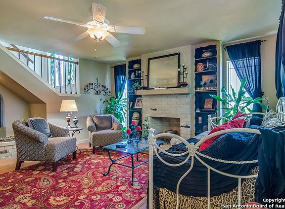 3rd image of 11827 PETAL DR #25