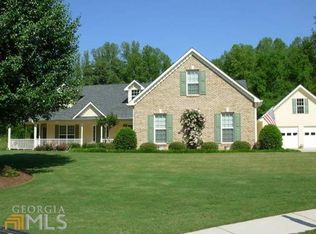 303 Van Eepoel Ct, Pendergrass, GA