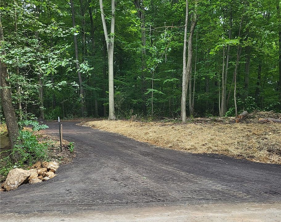 2nd image of 13561 Colony Ln