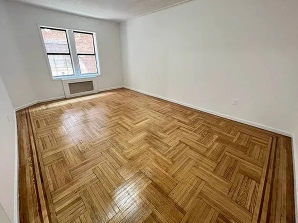 (undisclosed Address), Bronx, NY 10472