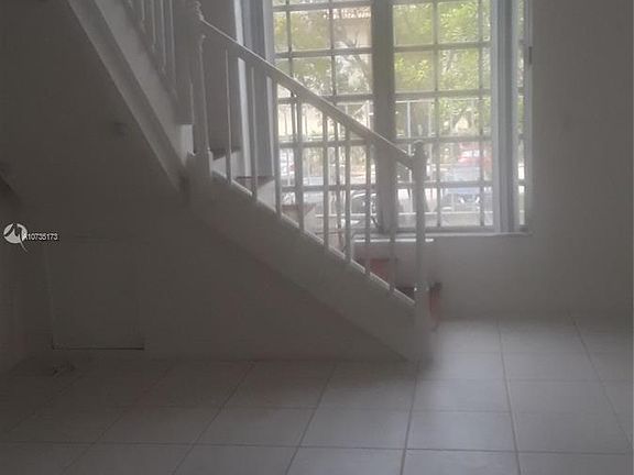 3rd image of 10907 N Kendall Dr APT 425