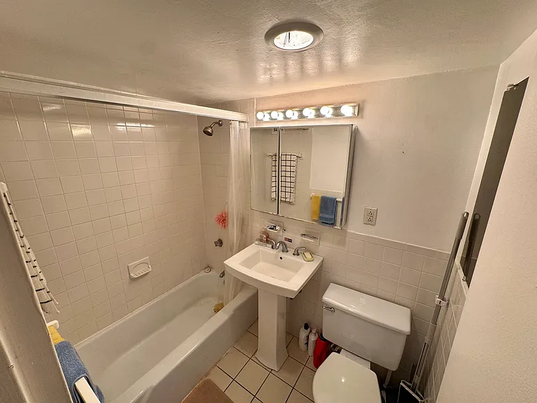 8 Whittier Pl #12F — Photo 29