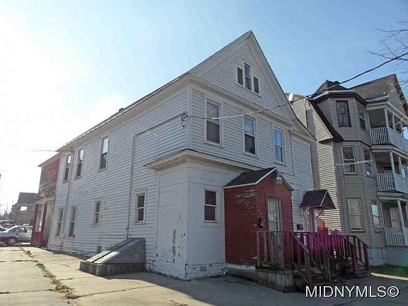 4th image of 1316 Catherine St