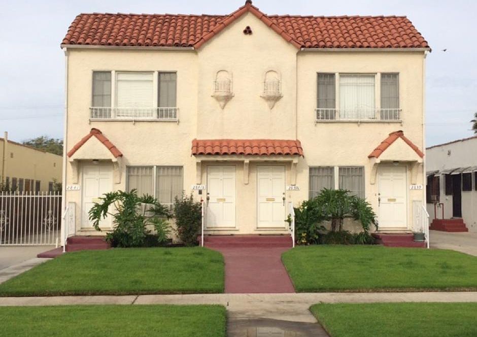 1st image of 2841 12th Ave