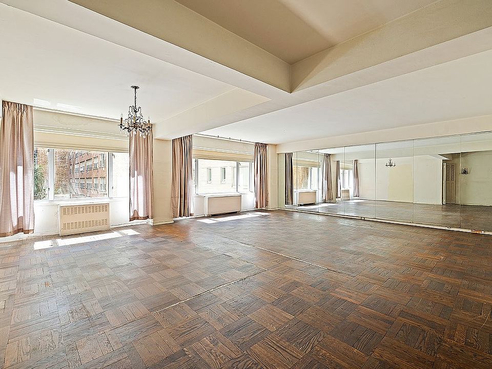 1st image of 200 E 57th St APT 3F