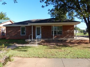 619 W Harris St, Spur, TX 79370