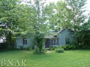 413 E Sheldon St, Kenney, IL