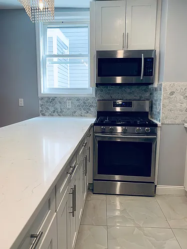 190 Shepherd Ave #1 Photo 1