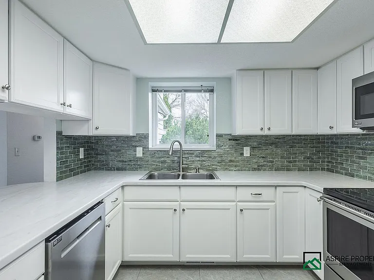 3286 W Sugar Creek Dr — Photo 9