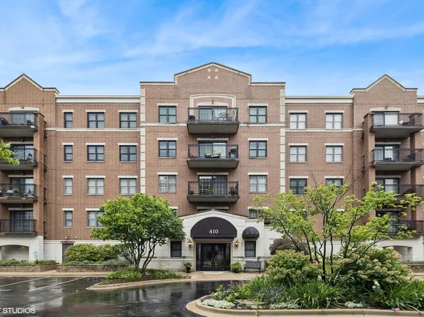 410 W Burlington Ave Unit 203, La Grange, IL 60525