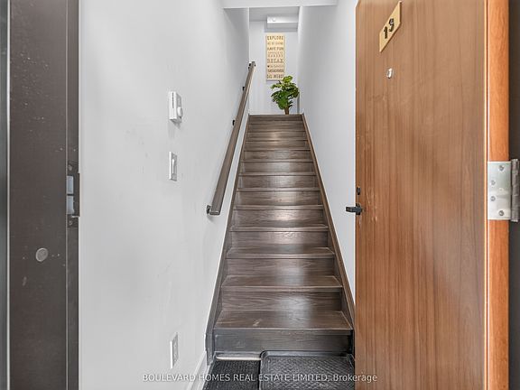 5th image of 30 Markdale Ln #13
