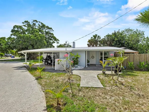3125 NE Lake Ave, Jensen Beach, FL 34957