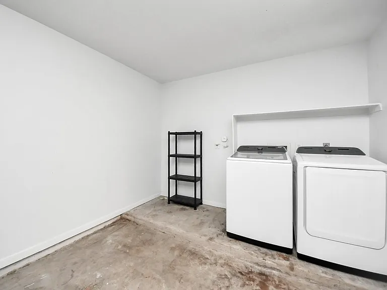 7821 Theissetta Dr #141 — Photo 33
