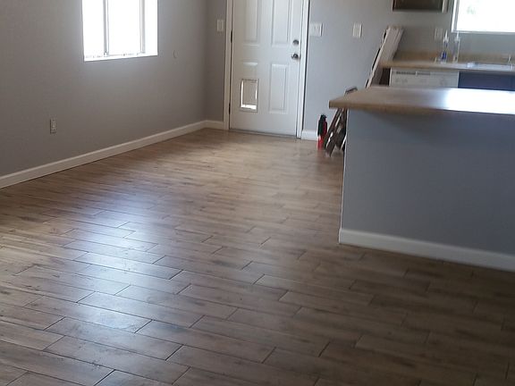 5th image of 1309 N Emerson