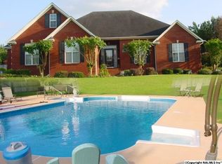 22090 Chickasaw Dr, Athens, AL 35613