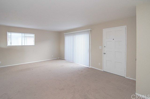 1st image of 392 Woodland Pl #B