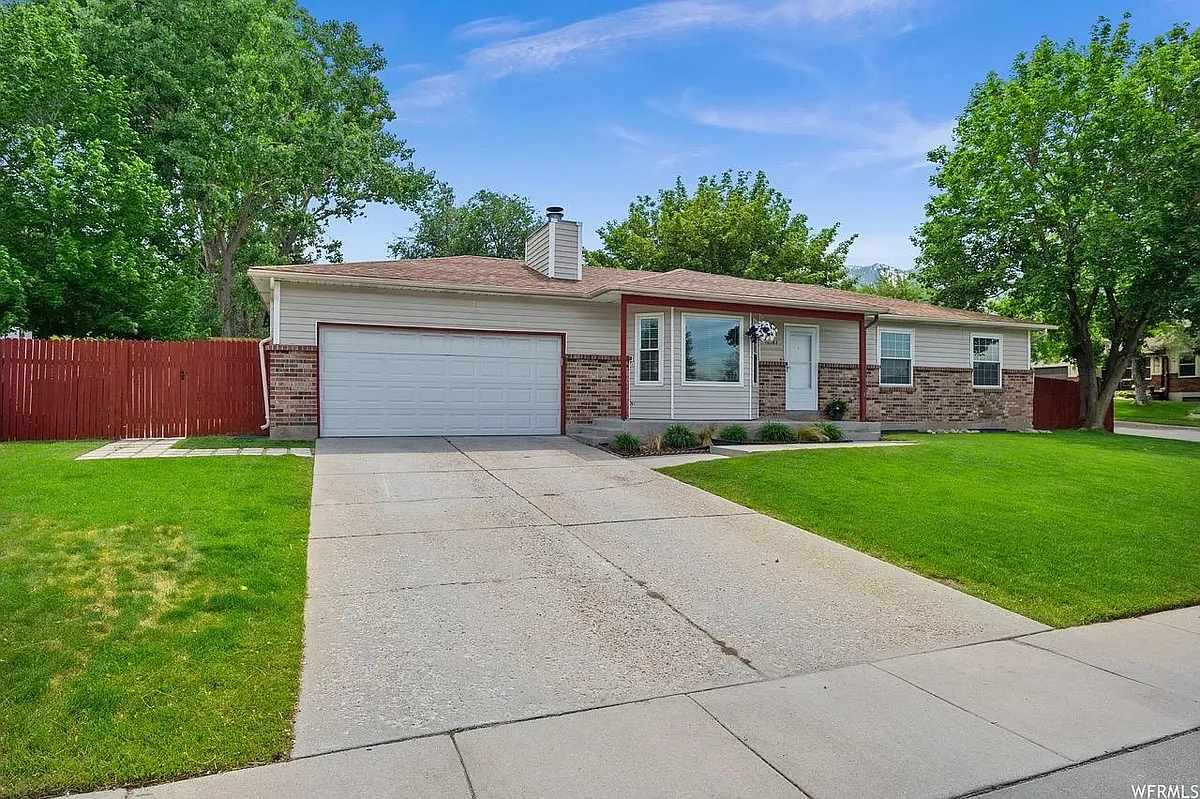 Building Photo - 10367 S Countrywood Dr