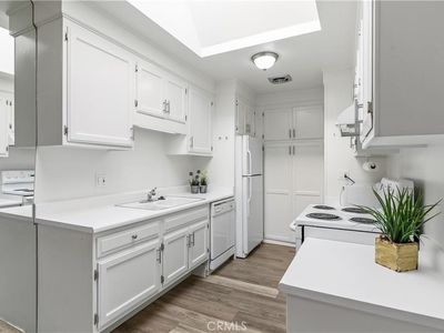 2210 Via Mariposa E #B, Laguna Woods, CA, 92637