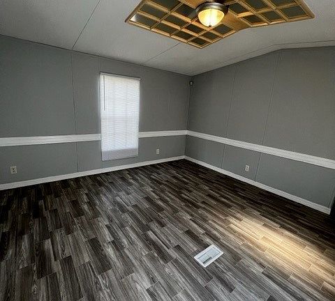 2nd image of 3429 Duane Ave