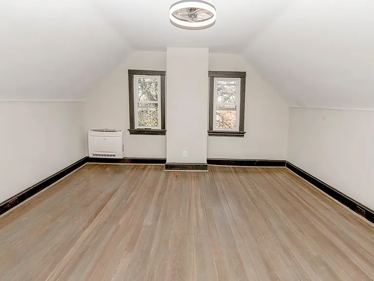 3059 Cleinview Ave — Photo 13