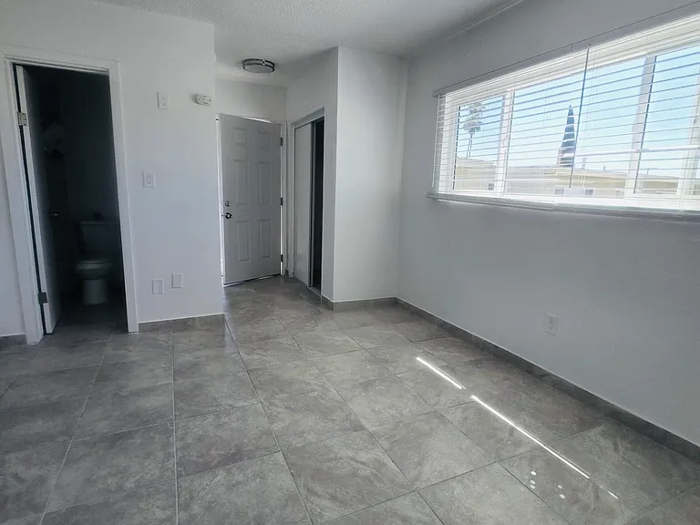 8553 Cedros Ave #11 — Photo 5