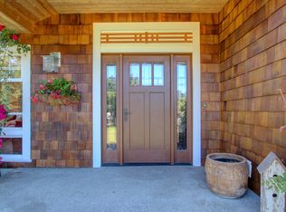 11089 Carmichael Ln, Anacortes, WA 98221