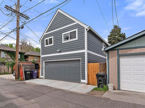 500sqft Apt above NEW garage