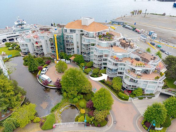 3rd image of 158 Promenade Dr #203