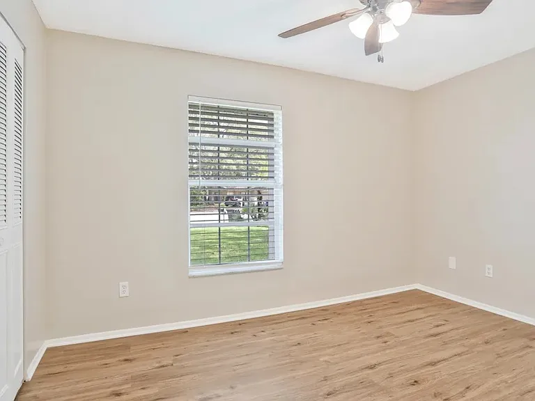 2312 Dunbury Ct — Photo 12
