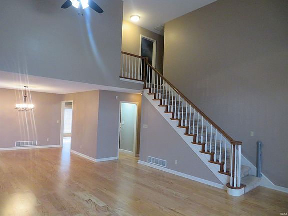 3rd image of 7511 W Middlefield Rd