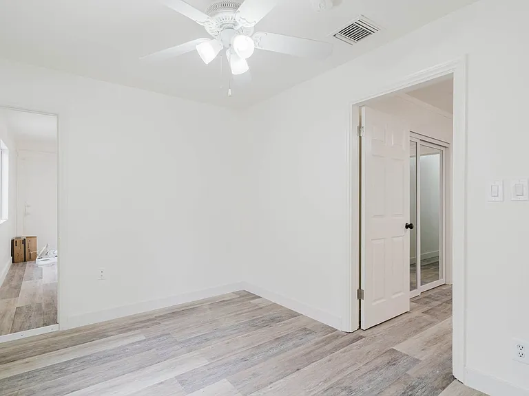 5257 Fountain Ave — Photo 14