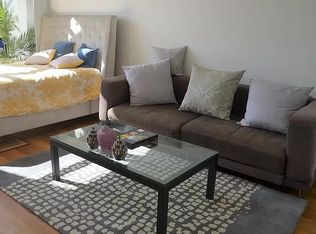 161 N 4th St APT 3A, Brooklyn, NY 11211