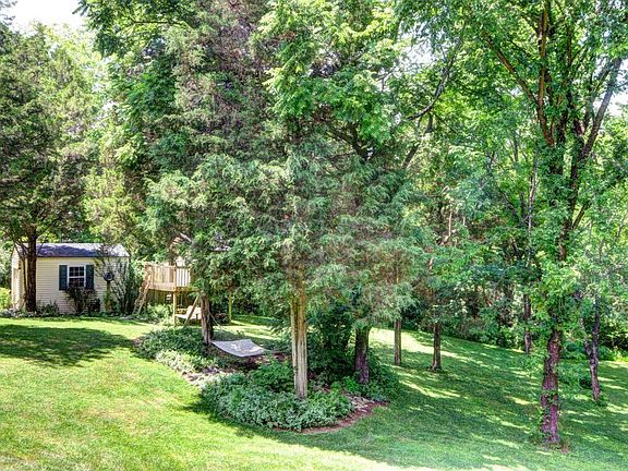 2nd image of 5911 Centerwood Dr