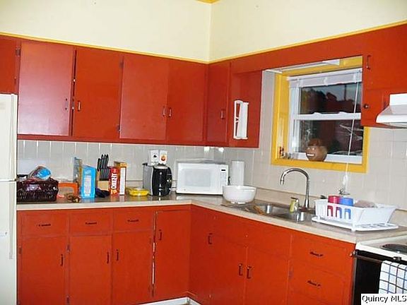 Home for Sale in Quincy, IL $81,900