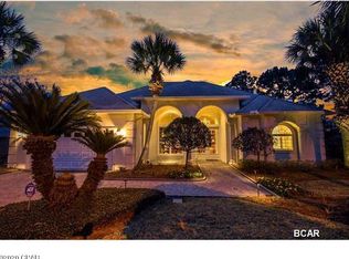 417 Wahoo Rd, Panama City Beach, FL 32408