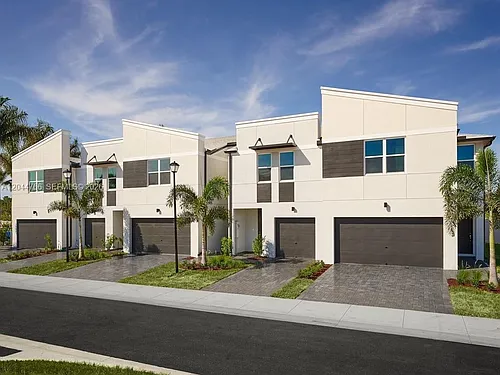 1649 Lindley St #1649 Photo 1