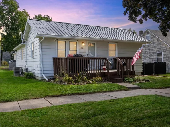 204 Mulberry St, Tipton, IA 52772