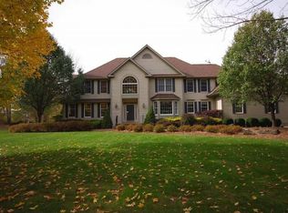 49 Combs Hollow Rd, Mendham, NJ 07945