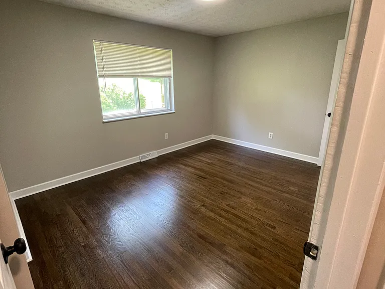 3635 W Liberty St — Photo 7