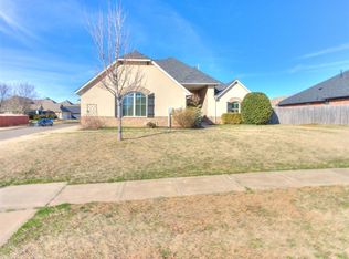 909 NW 186th St, Edmond, OK 73012