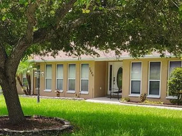 3226 Wheeler Ct, Dover, FL 33527