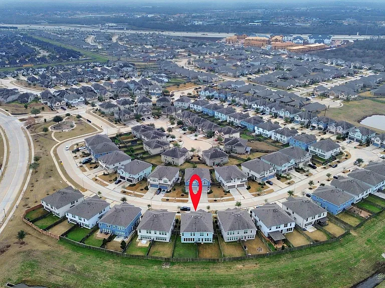 22658 Sutherland Bend Ln — Photo 38