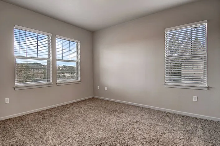 River Ridge Apartments — Photo 46