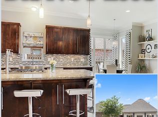 9355 Magnolia Crossing Dr, Greenwell Springs, LA 70739