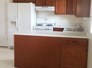 566 Bridgebend Rd, Ballwin, MO 63021