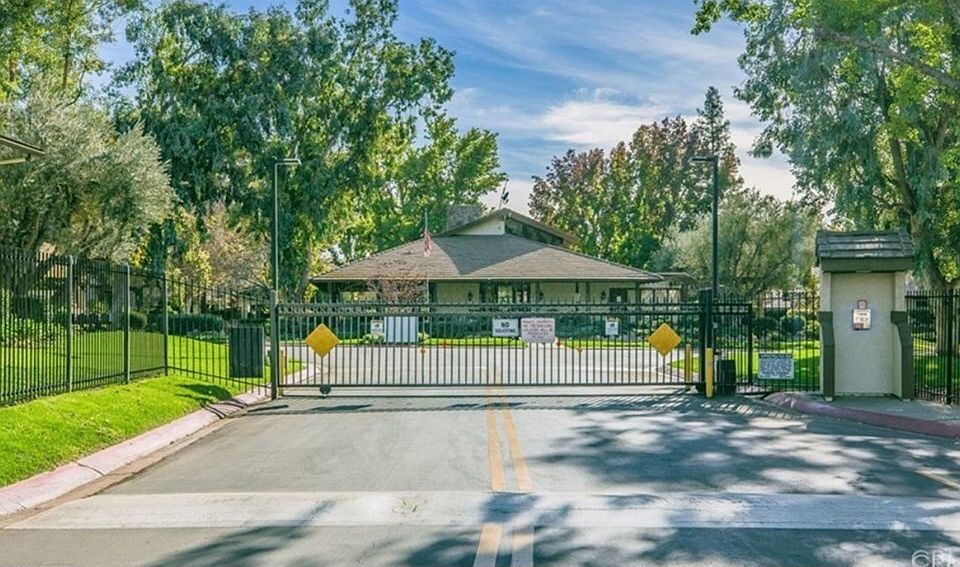 1st image of 1752 Aspen Village Way