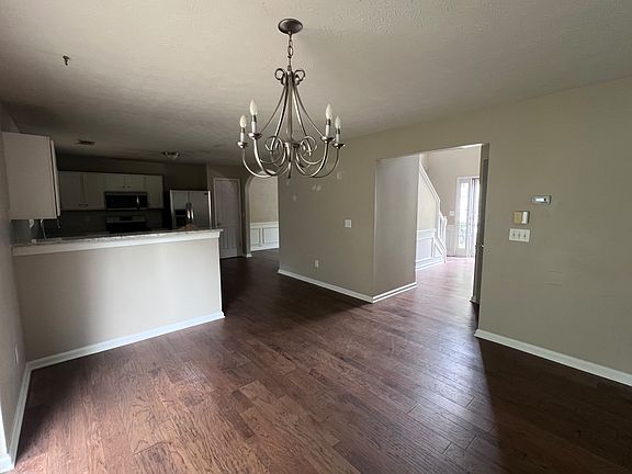 5th image of 1537 Milford Pl SW