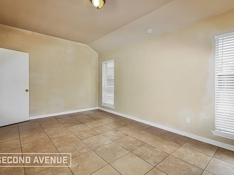 7634 Cedar Brook Dr — Photo 14