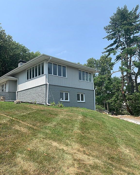 1st image of 1416 Highland Dr