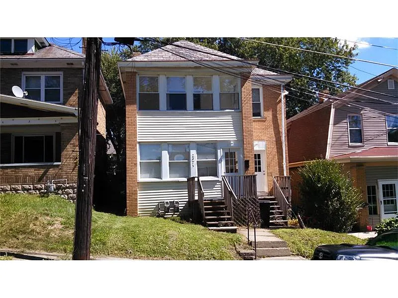 2371 Bensonia Ave photo 1